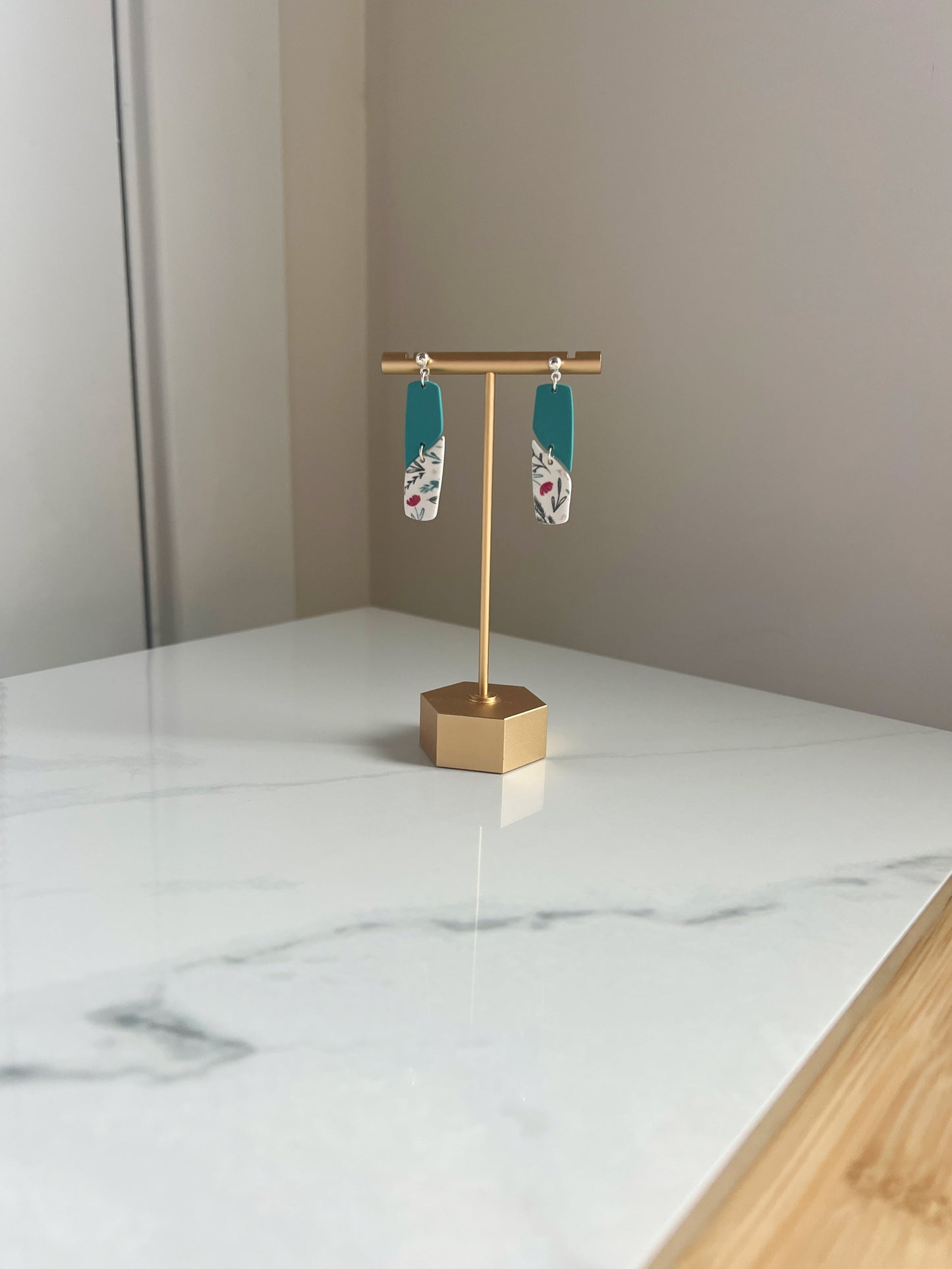 The Jennifer Earring
