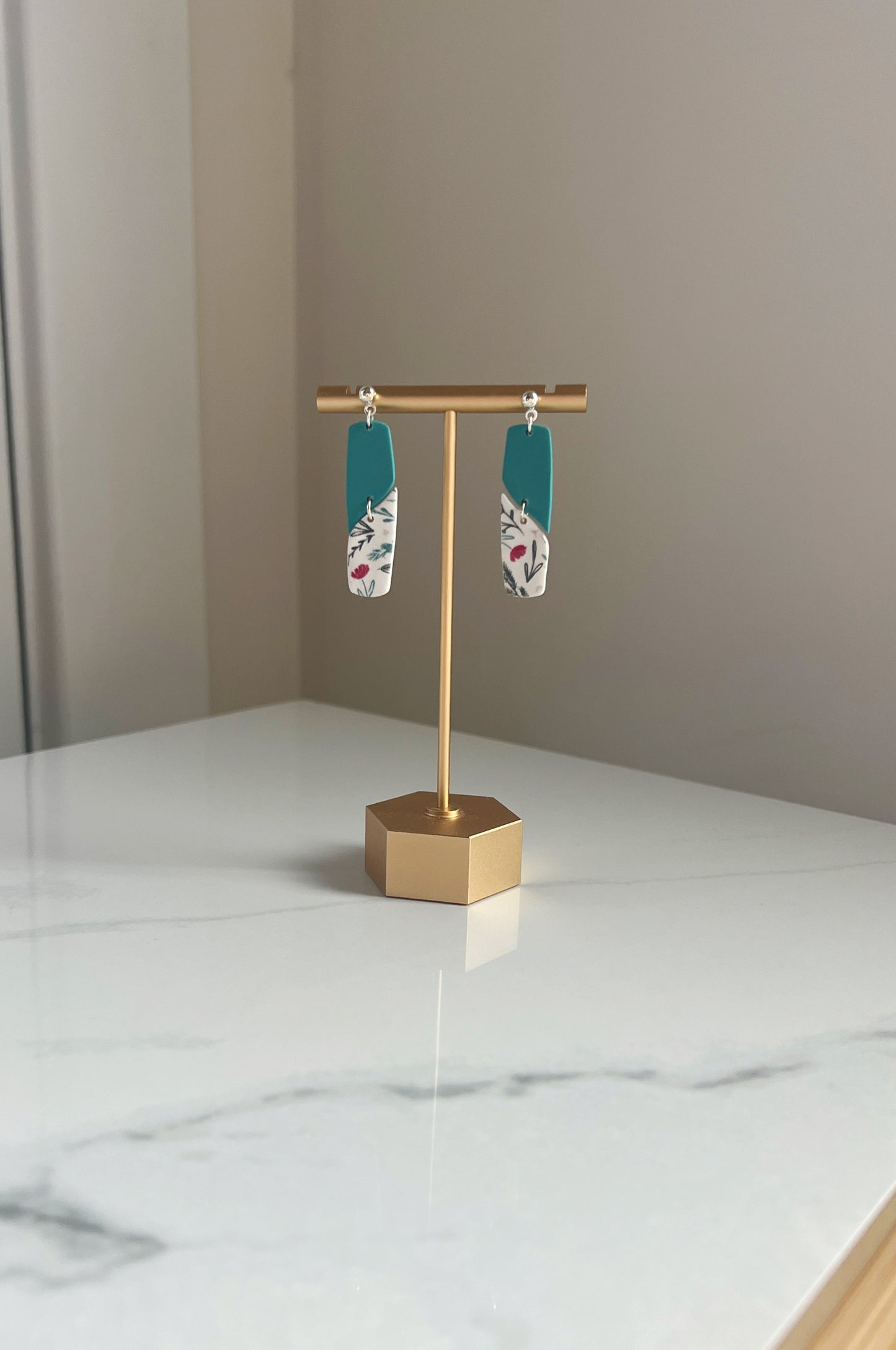 The Jennifer Earring