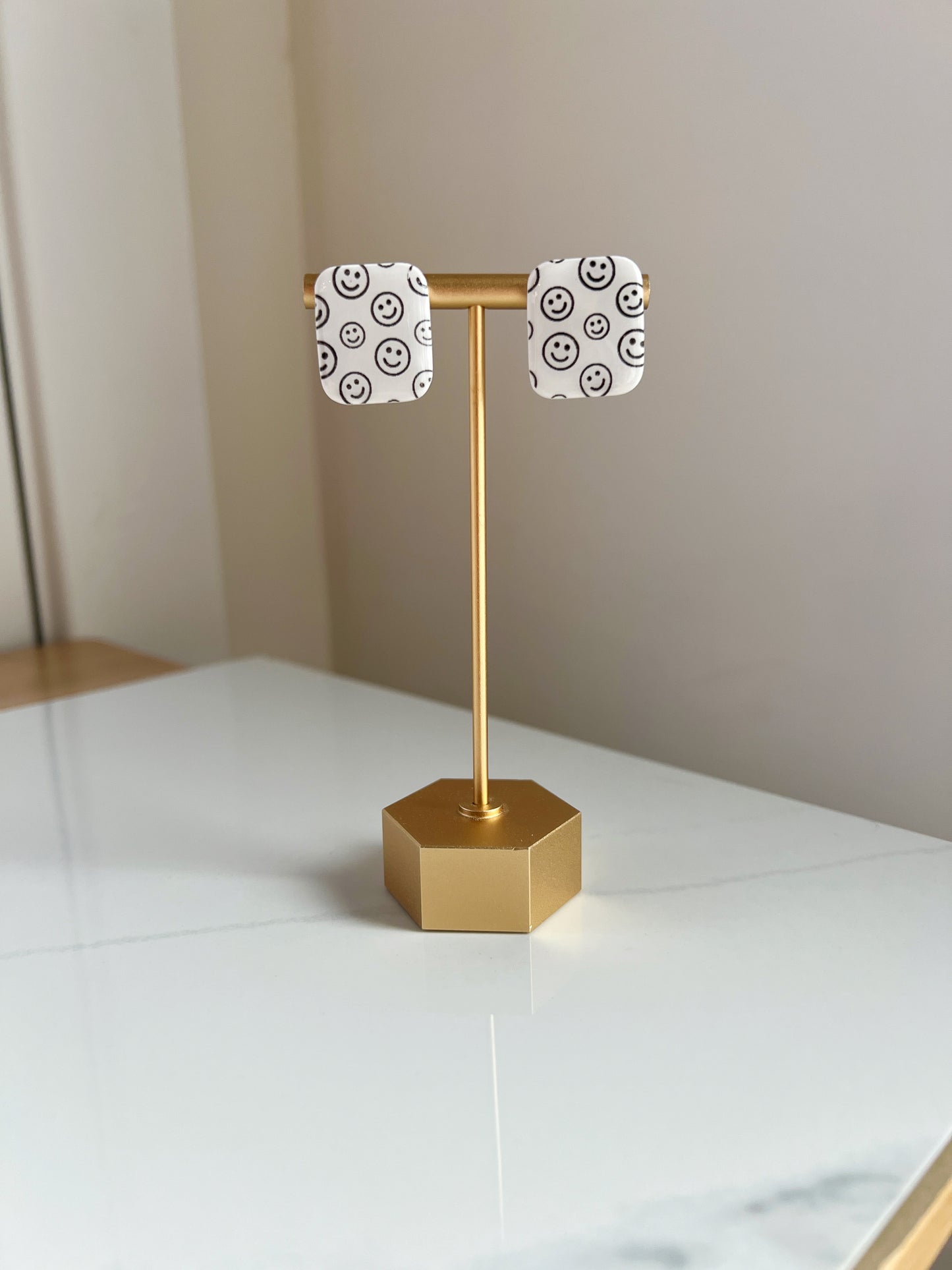 Smiley Print Squares (no dangles)